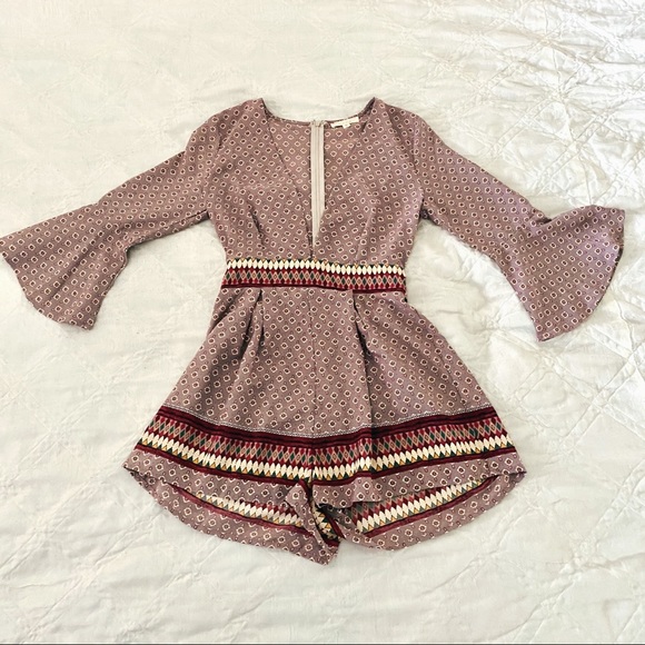 ILLA ILLA Other - ILLA ILLA Bell Sleeve Romper ILLA ILLA Other - ILLA ILLA Bell Sleeve Romper